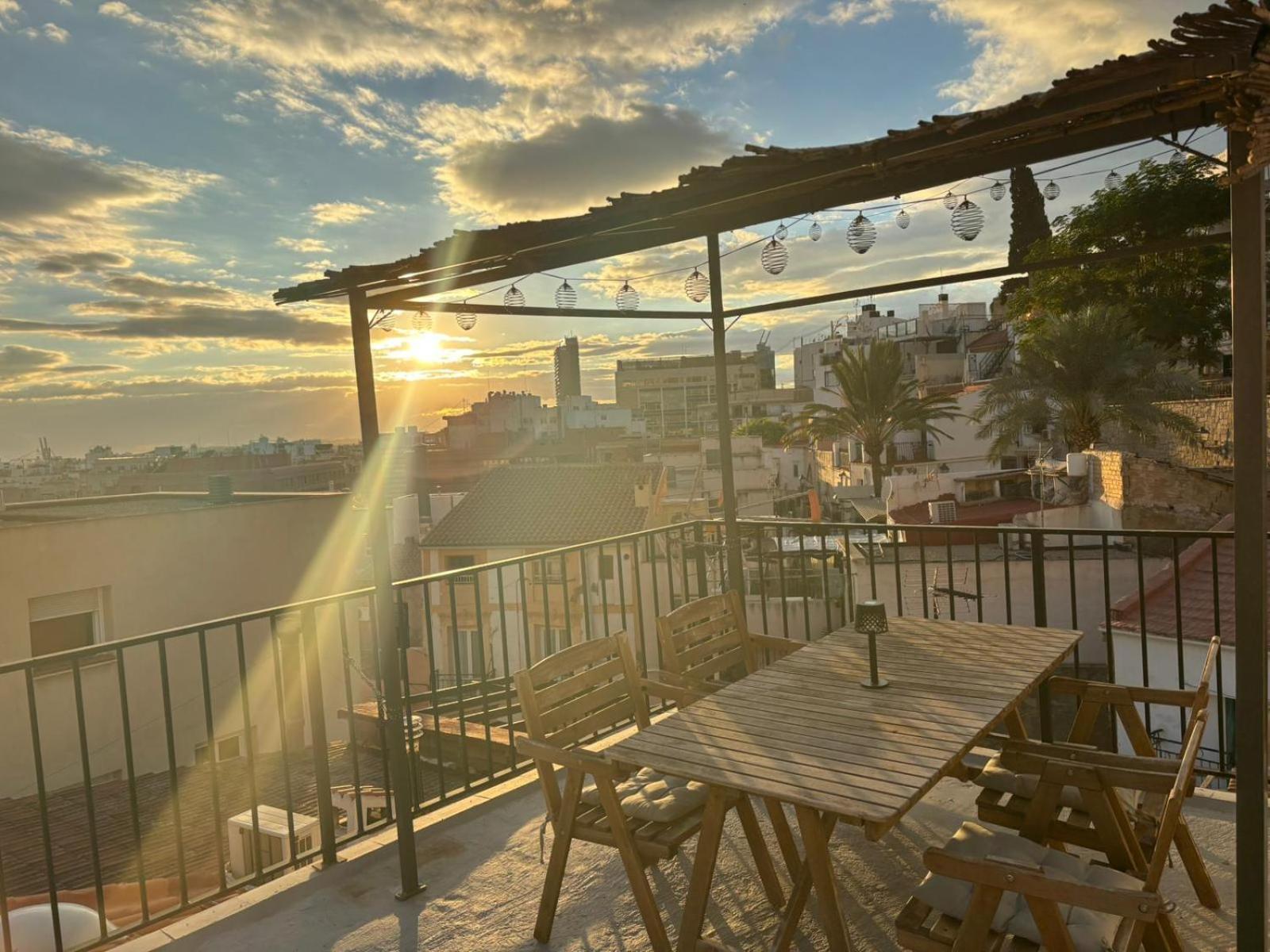 אליקאנטה Private Terrace-Romantic-Sea, Castle Views-Central מראה חיצוני תמונה